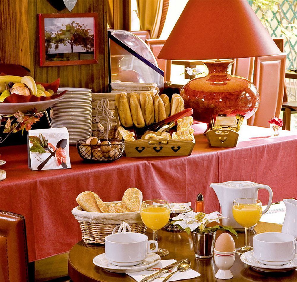 Le Flamboyant Hotel Annecy Bagian luar foto