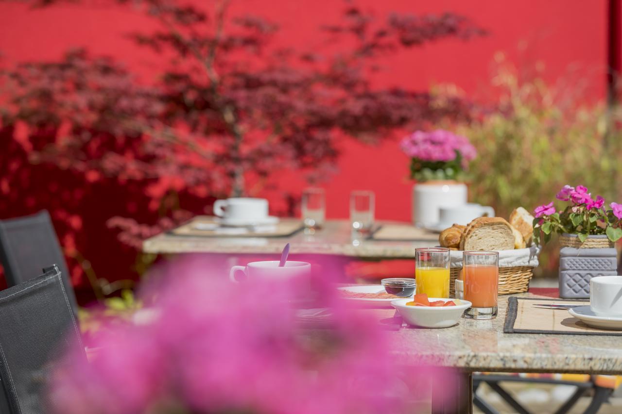 Le Flamboyant Hotel Annecy Bagian luar foto