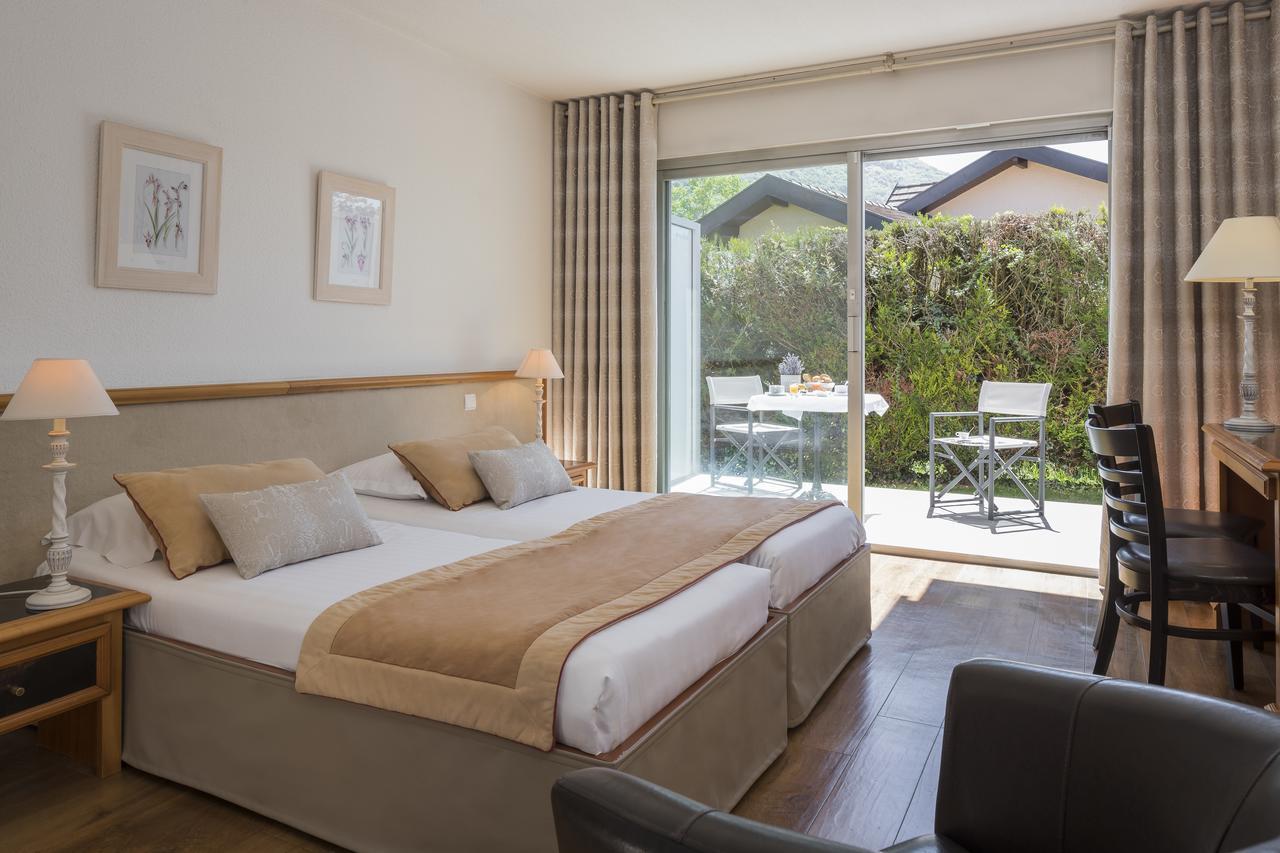 Le Flamboyant Hotel Annecy Bagian luar foto